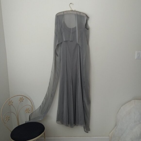 Pearl Grey Chiffon Slip Gown with Flowy Chiffon Floor Length Bolero Shawl  Sz8 - Picture 4 of 13